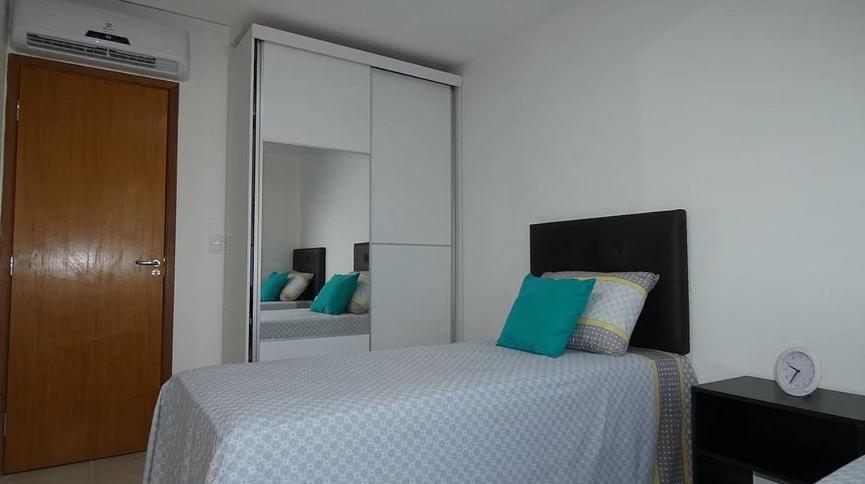Apartamento na Praia -Condomínio Porto Smeralda Guarajuba Exterior foto